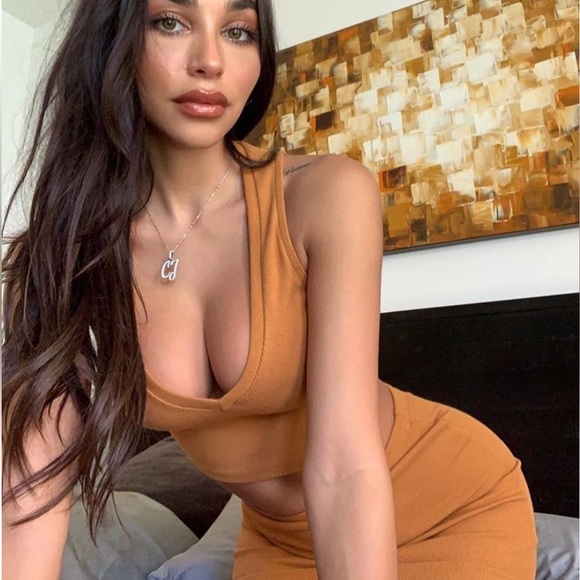 NWT inamorata woman mustard yellow mini skirt - Picture 2 of 5